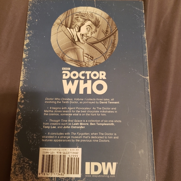 Doctor Who Vol. 1 Omnibus Comic Book - Picture 3 of 3